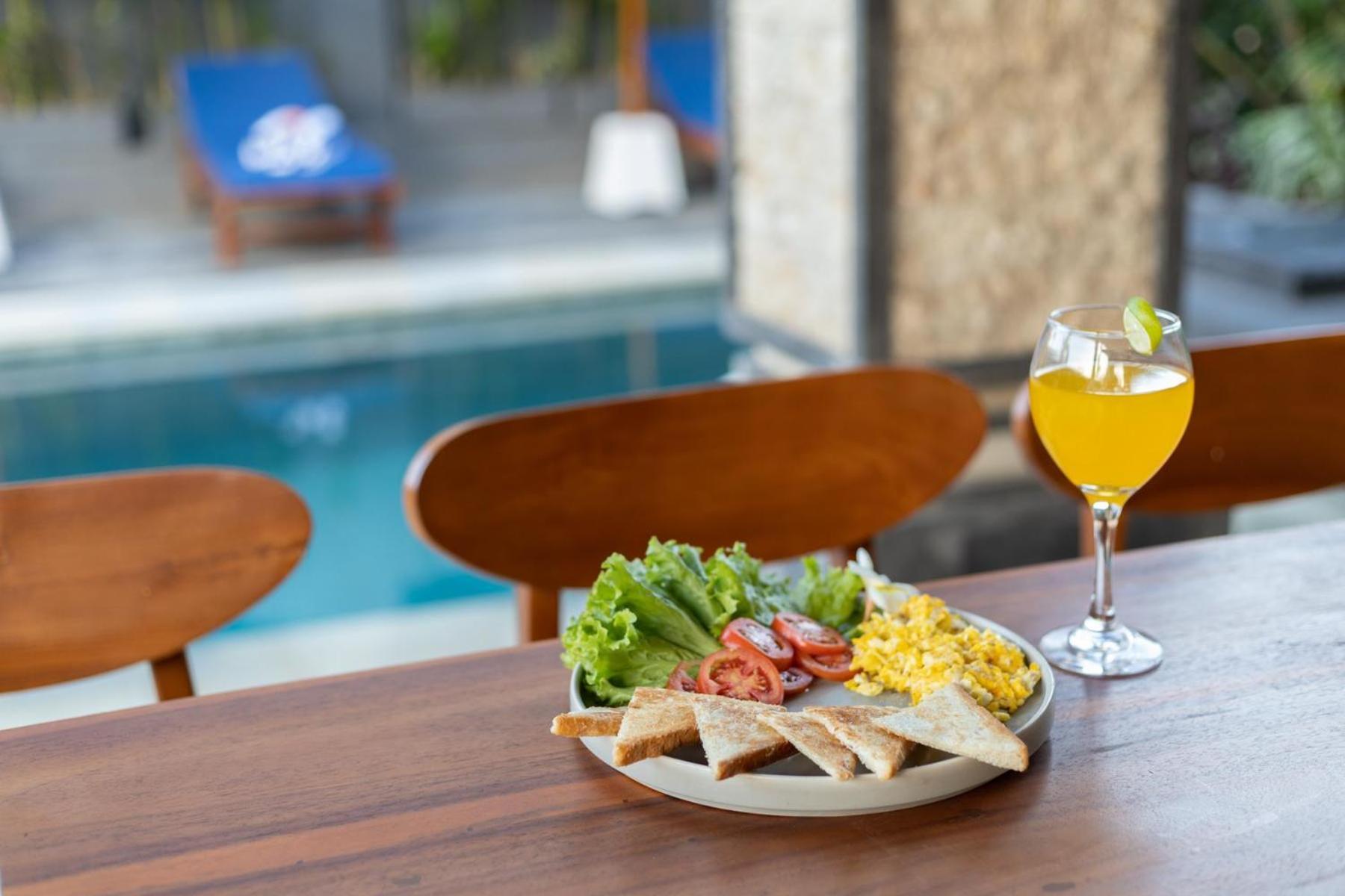 Phoenix Bed And Breakfast 4 Canggu  Exterior photo